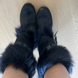 Fur boots!!!!size 38 real fur